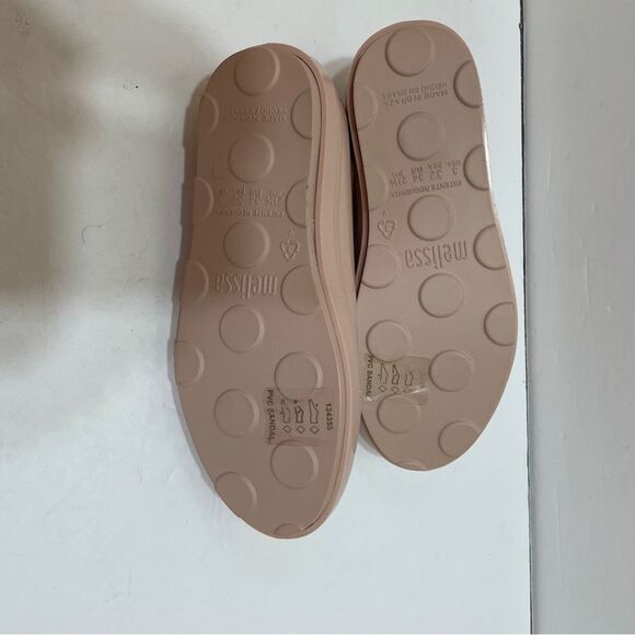 NEW WITHOUT TAGS MEL DREAMED BY MELISSA LACE UP JELLY SNEAKERS IN PALE PINK - Picture 7 of 9